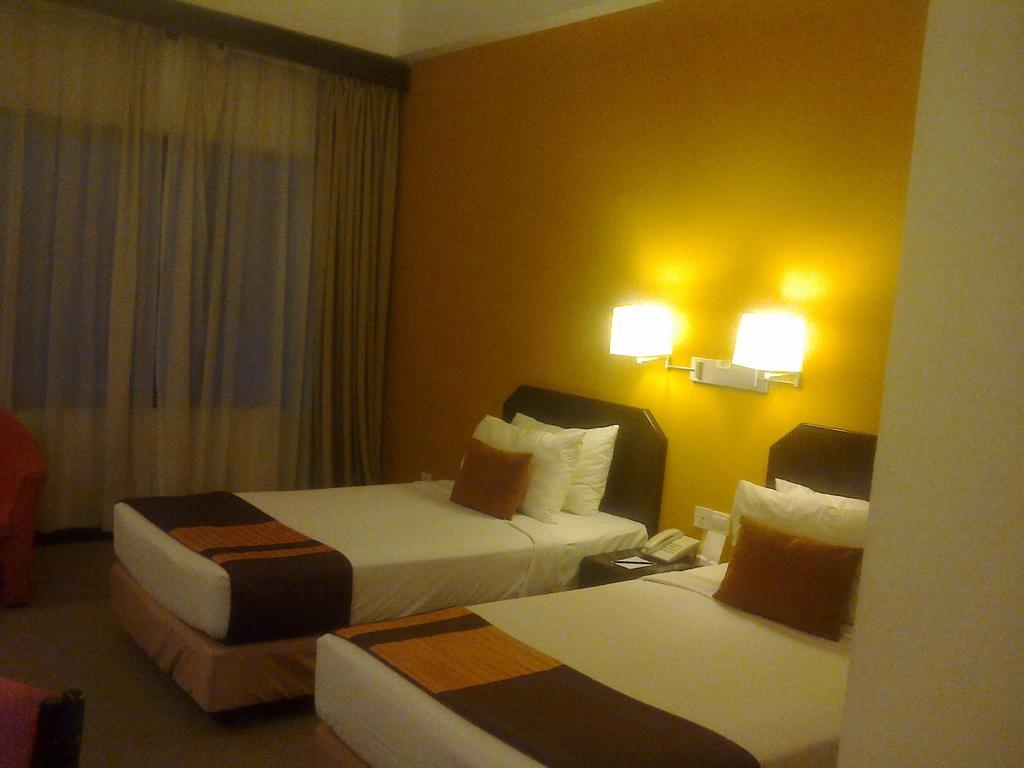 קאג'אנג Rhr Hotel At Uniten חדר תמונה